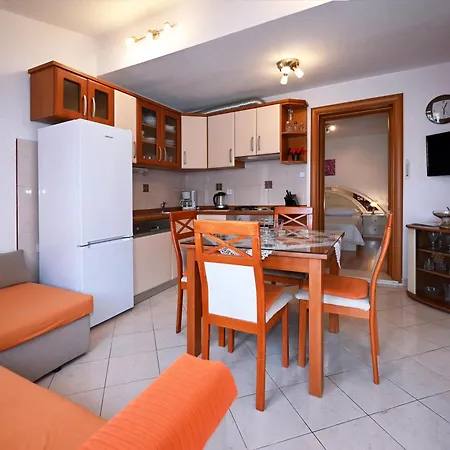 Apartment Majapaula Slatine