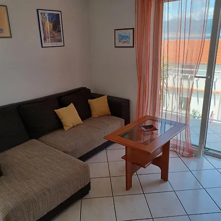 Majapaula Apartman *