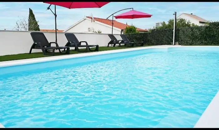 Majapaula Appartamento Slatine